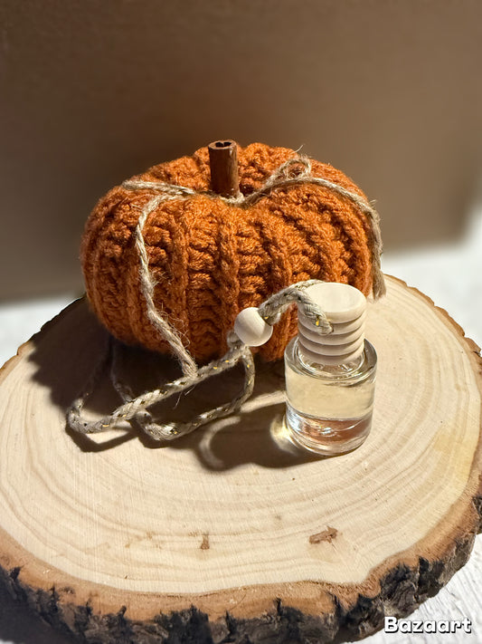 White pumpkin maple crunch car freshener