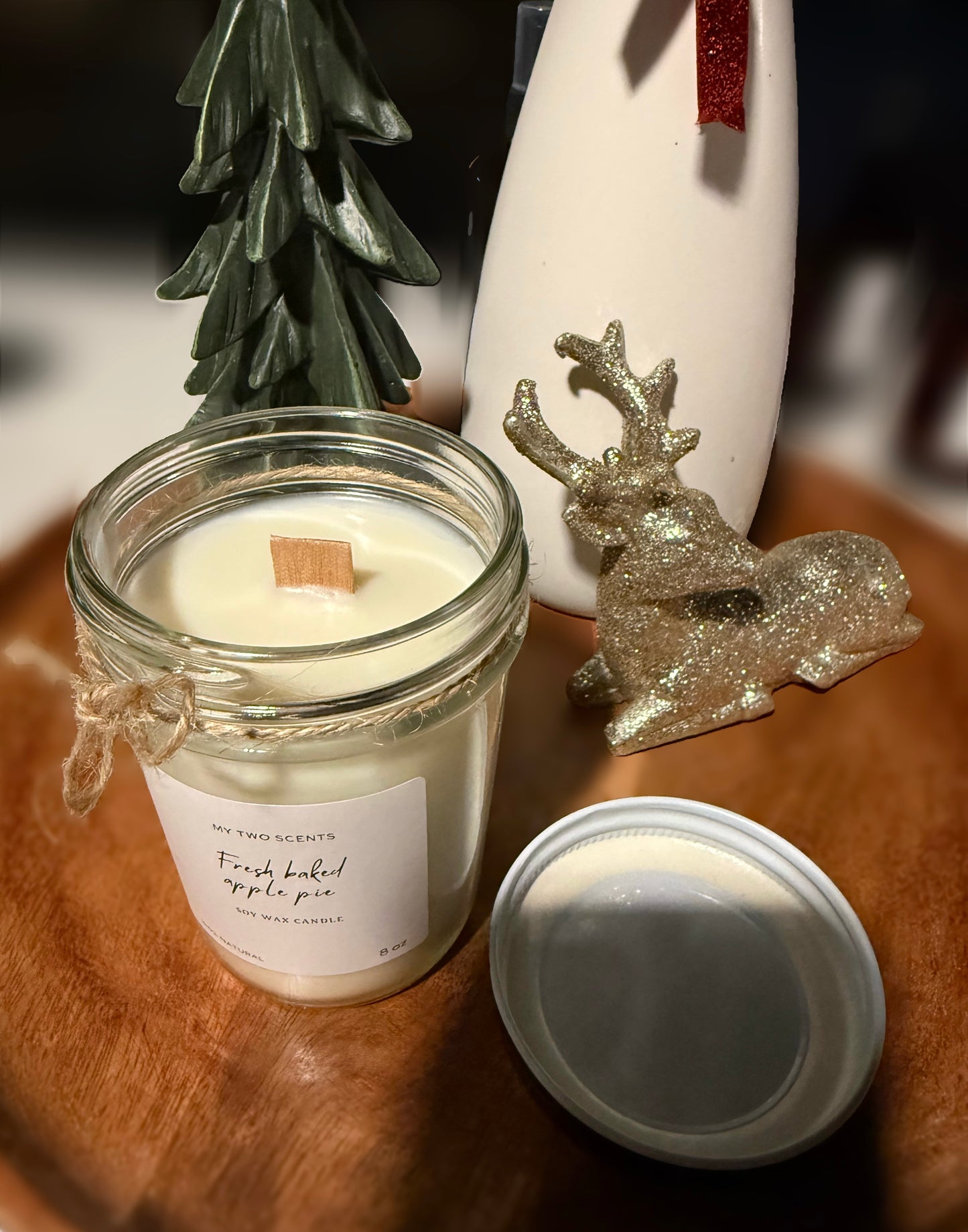 Fresh baked apple pie candle