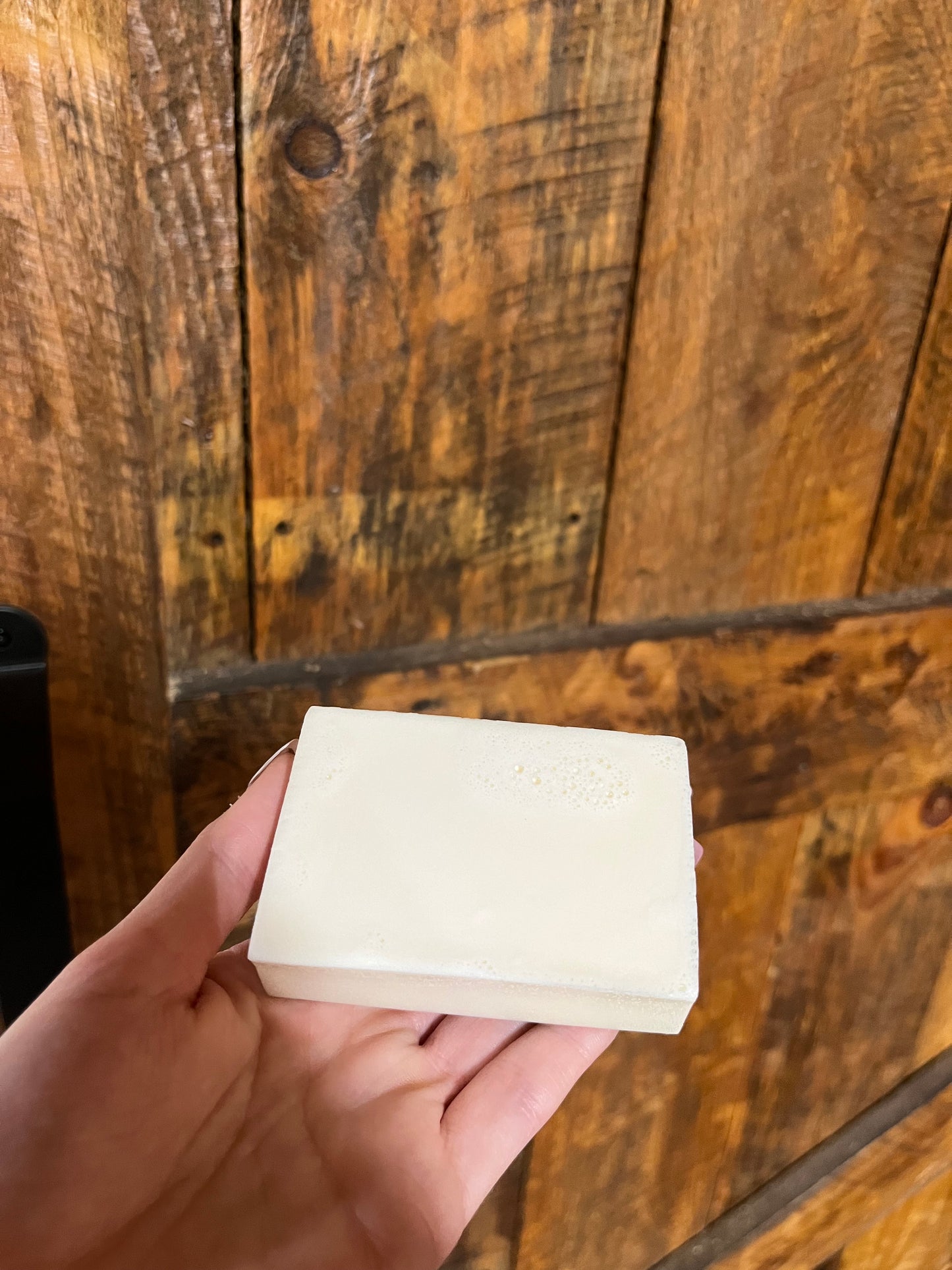 Shea butter soap bar (lavender vanilla)